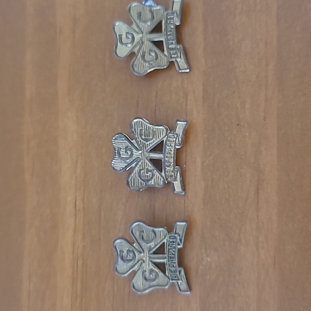 Vintage  3 Girl guide pins..Be Prepared